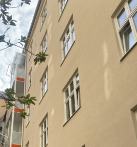Oprava fasády a balkonů bytového domu Brno, Výstavní
